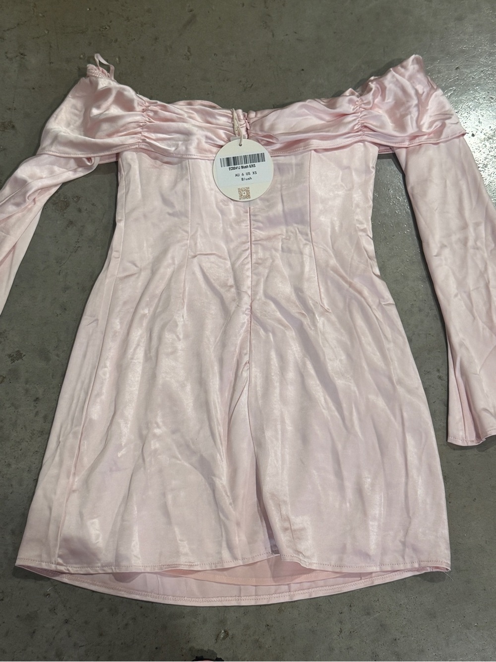 Off-Shoulder Light Pink Satin Mini Dress with Front Bow - Picture 5 of 5